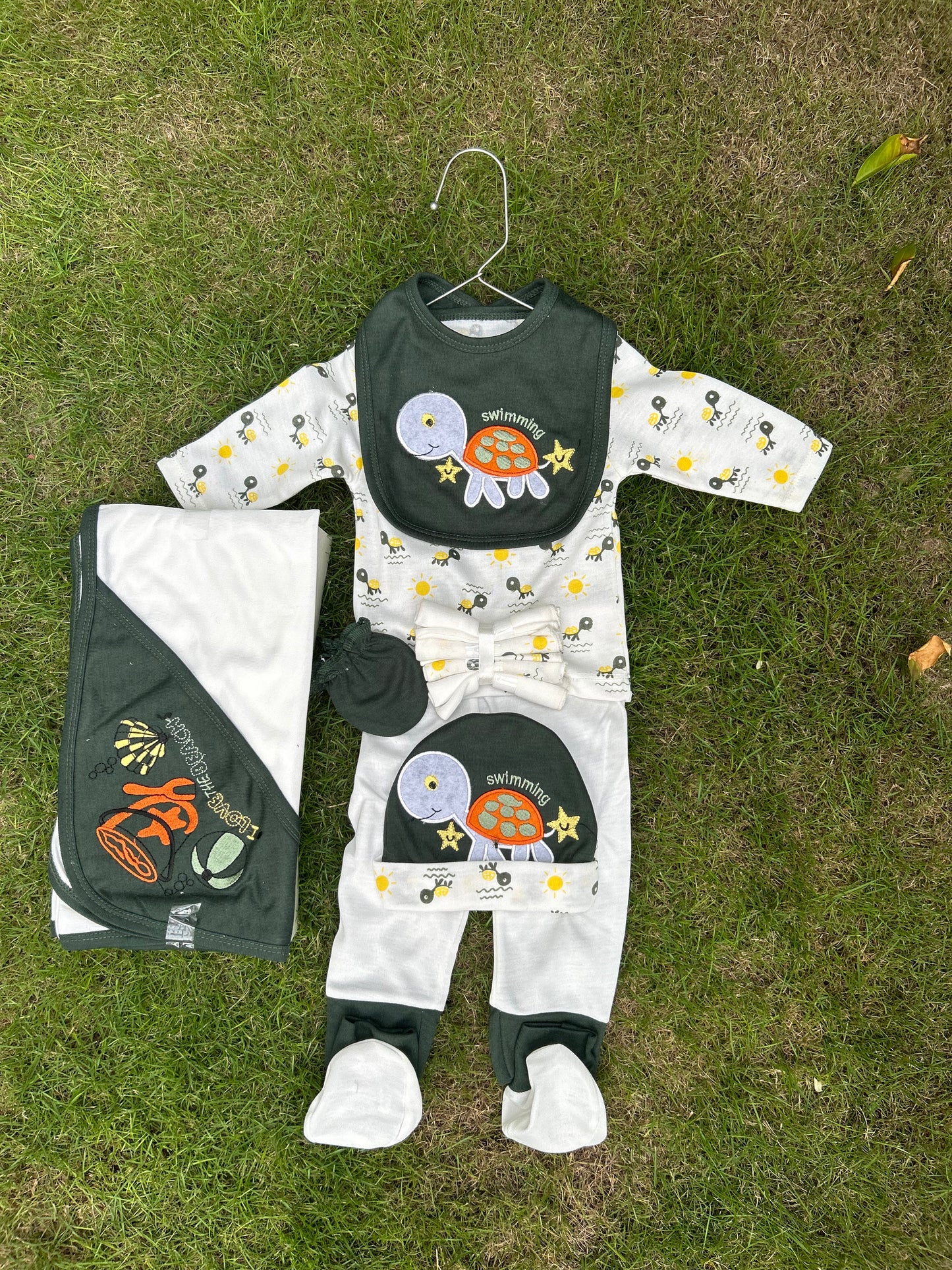 Newborn All-in-One 12Pcs Gift Pack | Premium Quality | Green & White